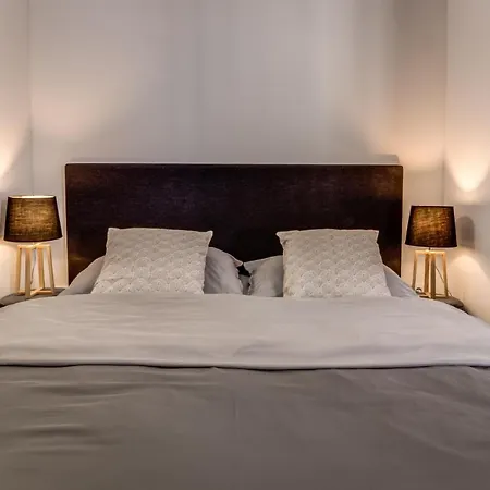 Maxim Hotel 4*