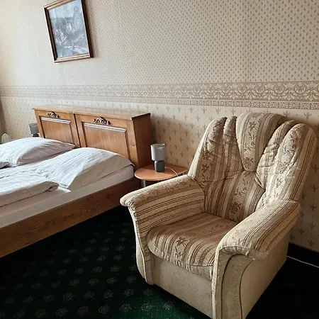 Maxim Hotel