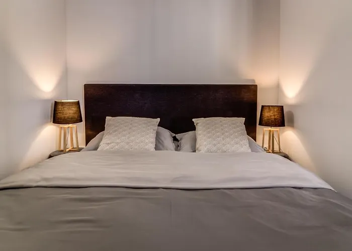 Maxim Hotel 4*